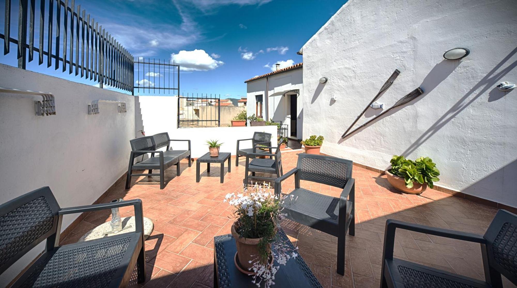 B&B Antica Dimora Olbia Exteriör bild